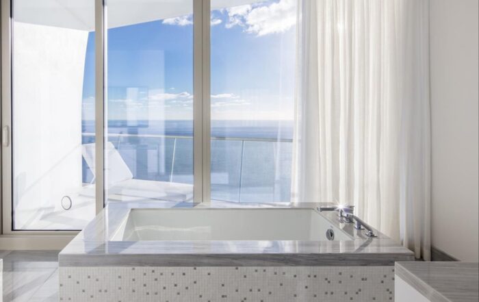 Jade Signature Penthouse Miami Bathroom